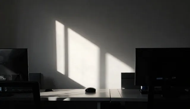 中小设备维保场景中的挑战与转型路径